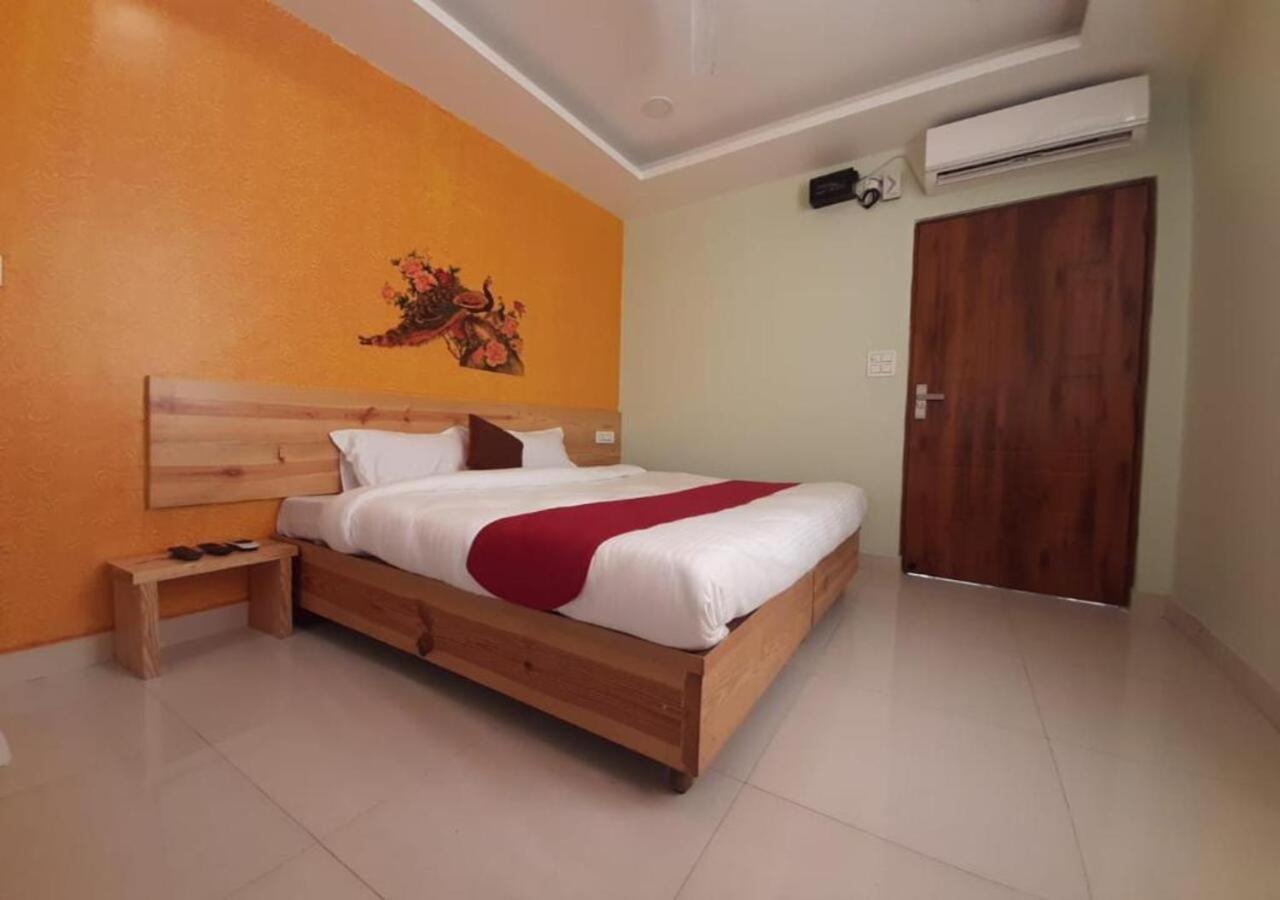 Hotel Yoga Retreat By Queens Valley Rishikesh Bagian luar foto