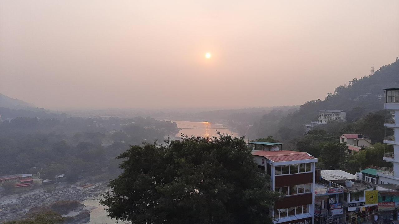 Hotel Yoga Retreat By Queens Valley Rishikesh Bagian luar foto